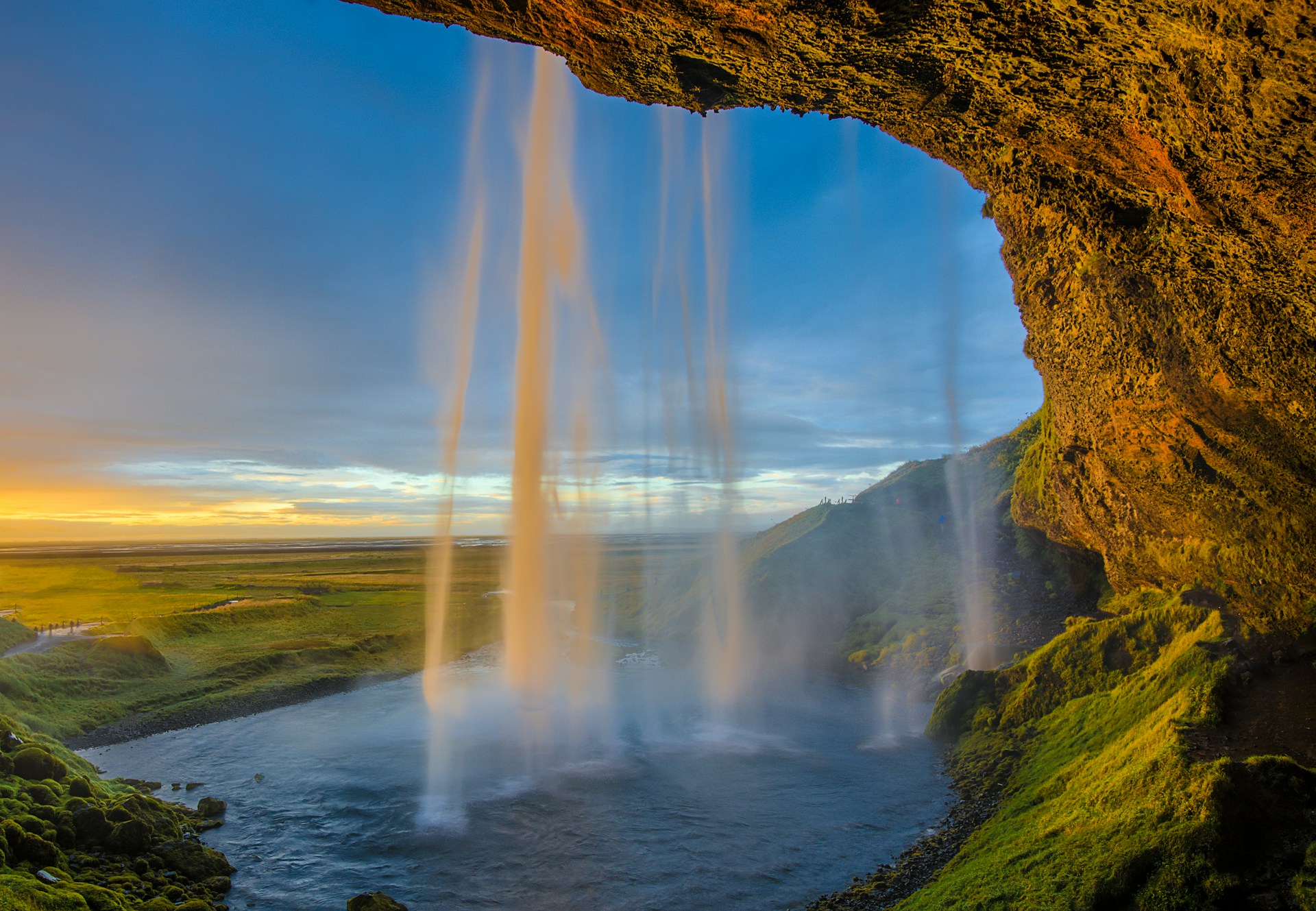 Compilation of world's most spectacular waterfalls